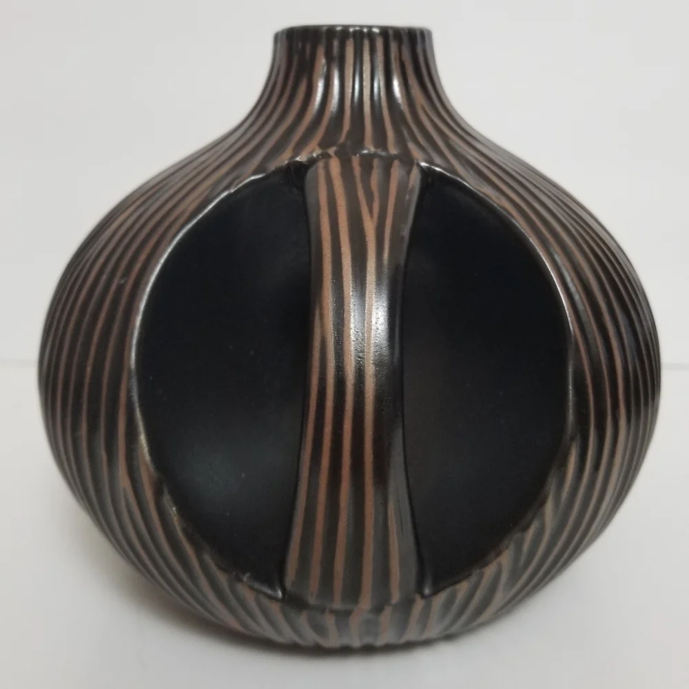 Vintage textured brown jar
